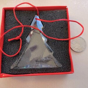 Oleg cassini glass signed Xmas tree ornament